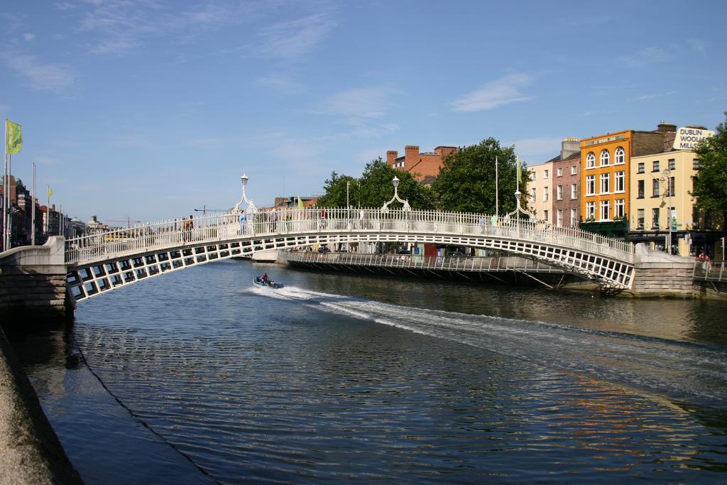 Bachelors Walk * Dublin